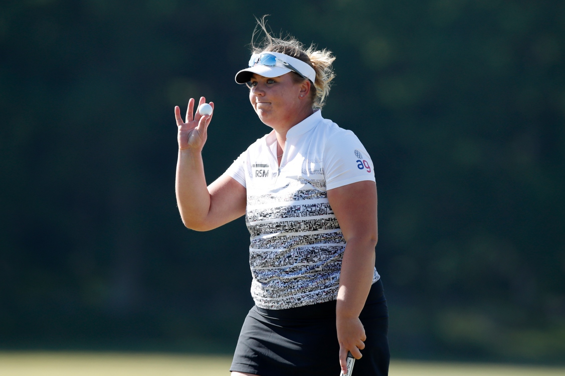 Alice Hewson finis sendirian di posisi ke-3 pada Scandinavian Mixed.