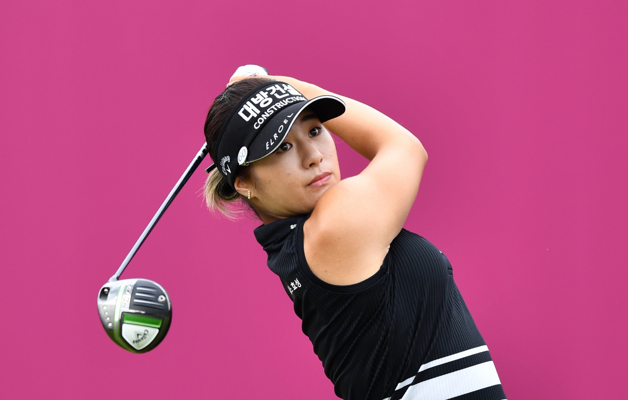 Lee6 Jeongeun pada putaran ketiga The Amundi Evian Championship 2021.