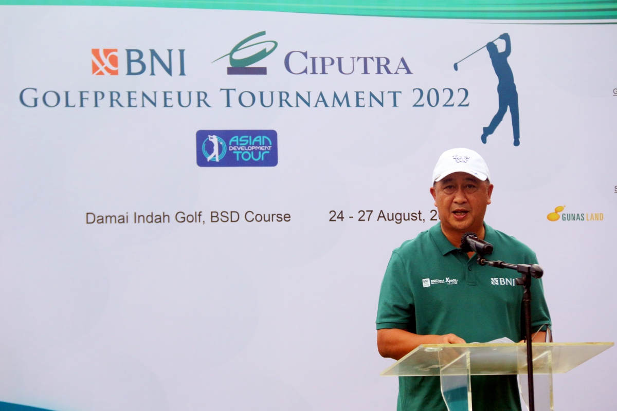 Royke Tumilaar, Direktur Utama BNI.