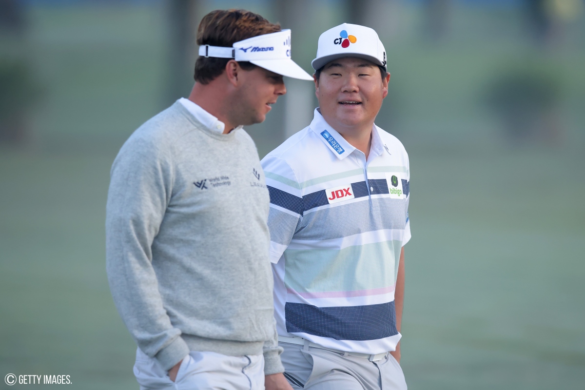 Keith Mitchell dan Im Sungjae, Round 1 Zurich Classic of New Orleans 2023.