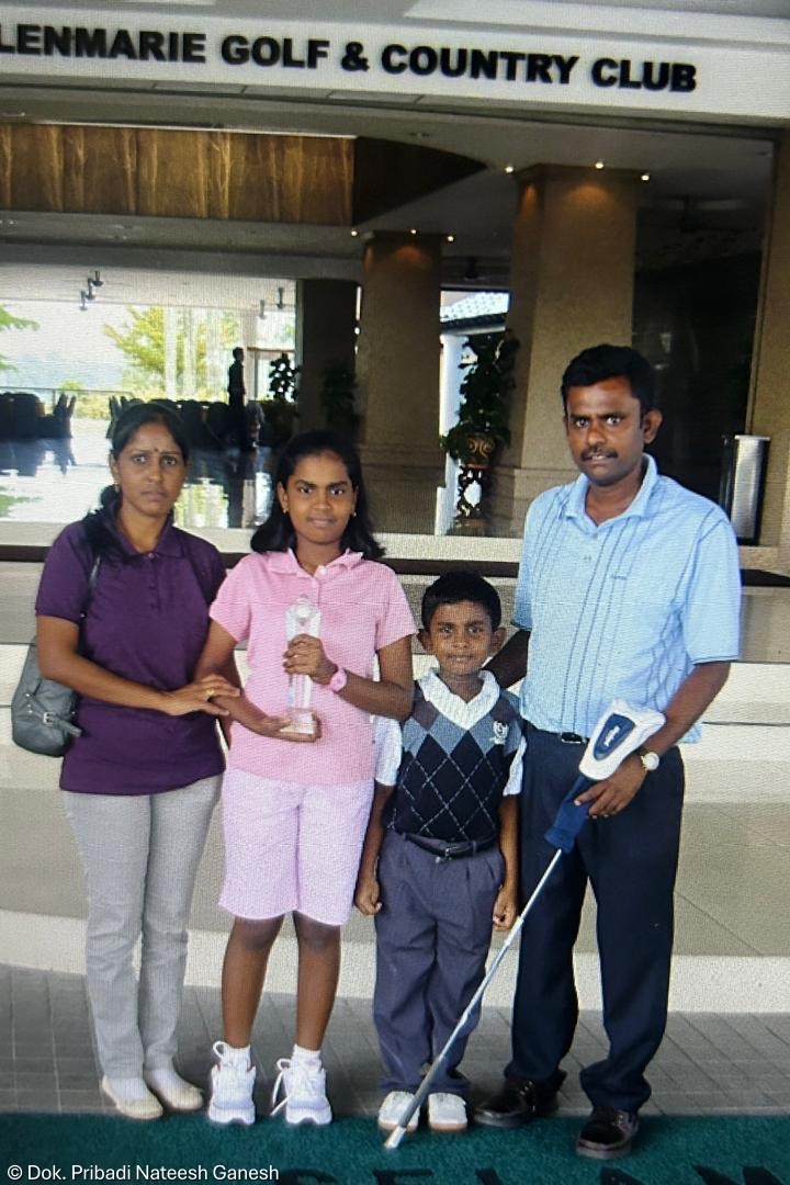 Nateesh Ganesh dan Keluarga.
